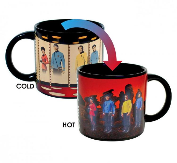 Red and skin-colored heat changing mugs with star trek transporting when the cup is hot