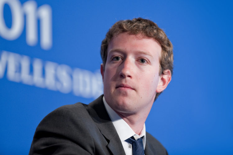  Mark Zuckerberg wearing a suit