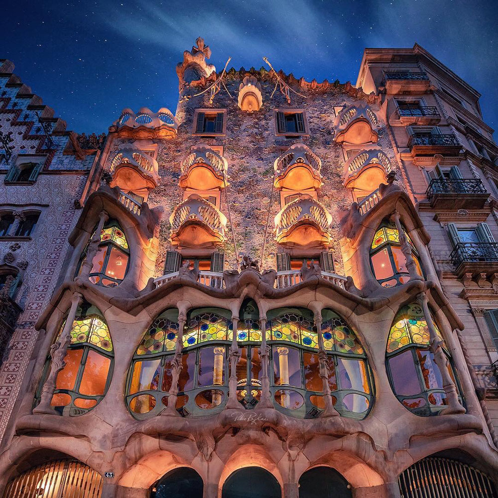 Casa Batlló Spain - Also Known As House Of Bones Designed By Gaudí