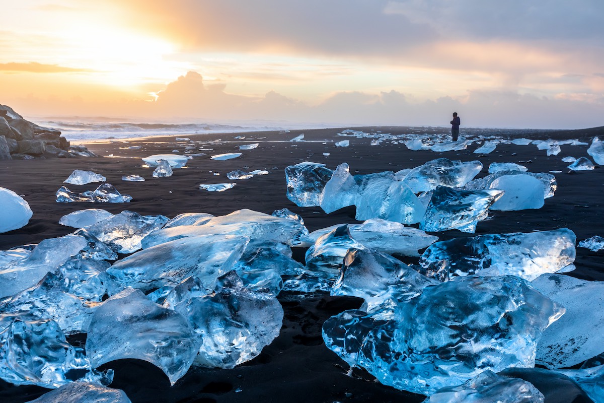A Guide To Diamond Beach In Iceland
