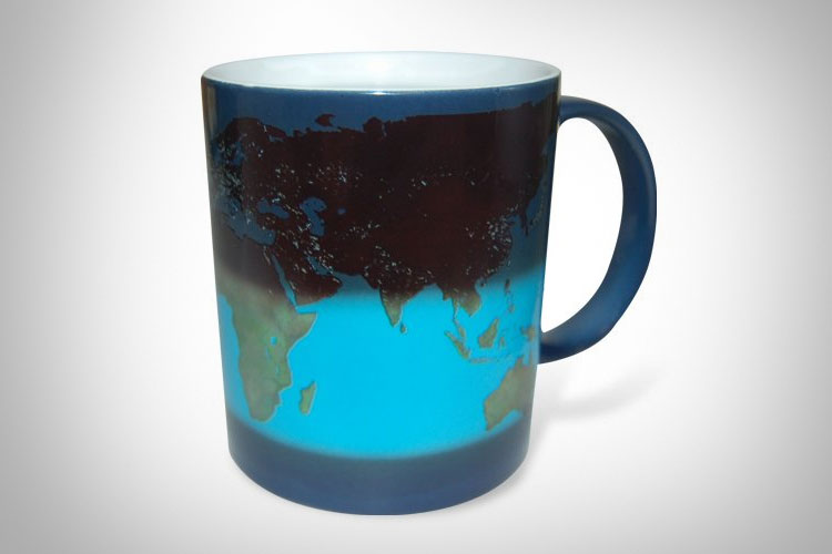 Black and blue color changing mug with imprinted day and night time