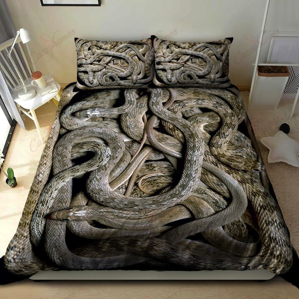 Grey-brown colored 3d snake bed sheet print
