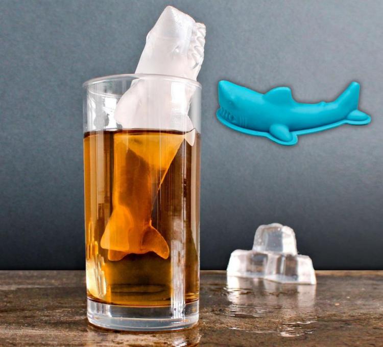 Shark shaped ice in a Glass-filled with vine