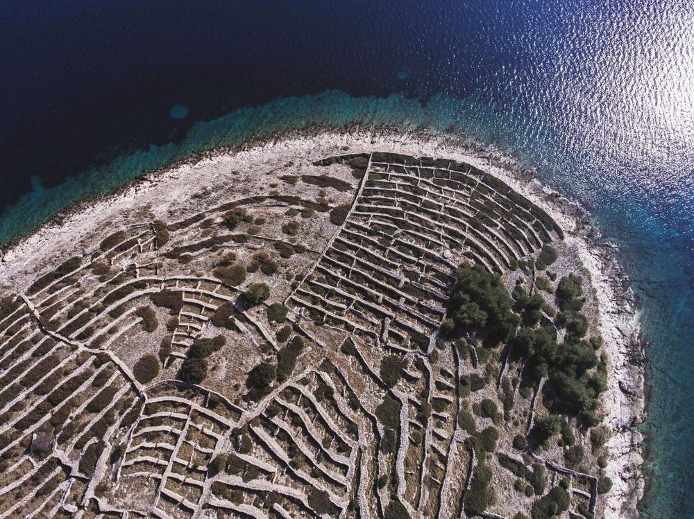 Baljenac - The Tiny Croatian Finger Print Island