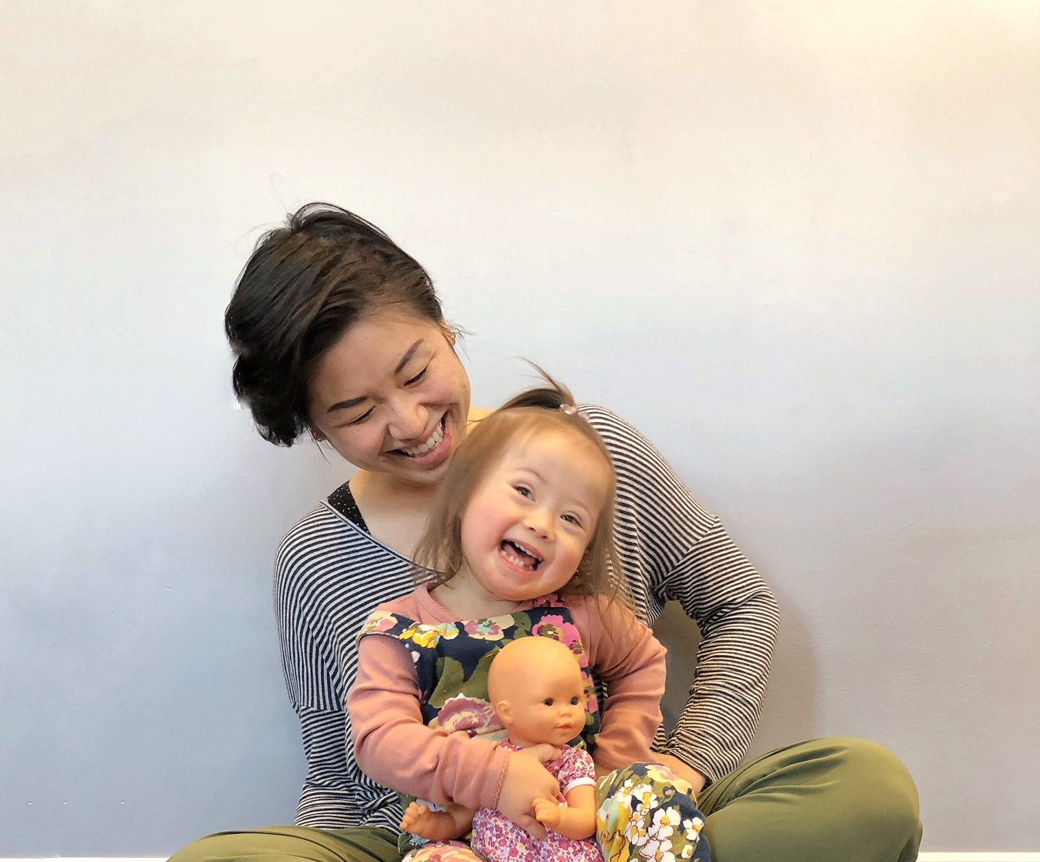 Nao Hatamochi-Pinard with her young girl who is suffering from down syndrome