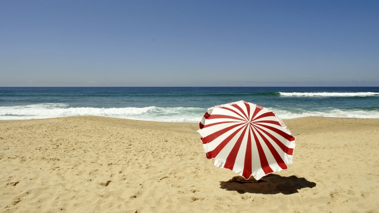 Woman Dies After Being Stabbed By A Flying Beach Umbrella In South Carolina