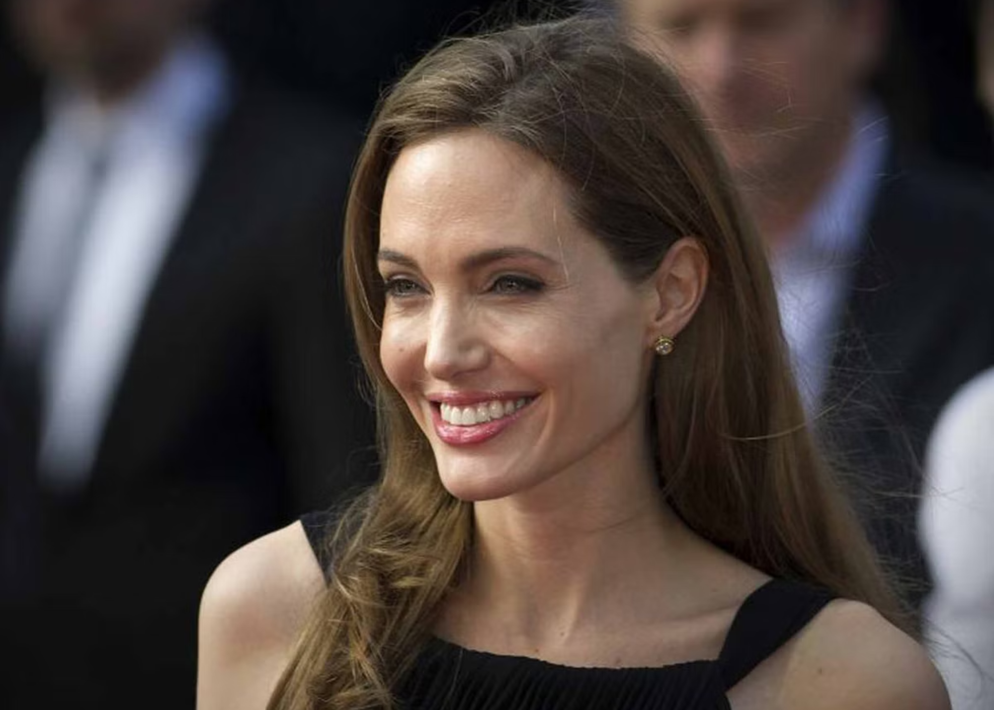 Angelina Jolie Implants - Preventive Mastectomy And Breast Reconstruction