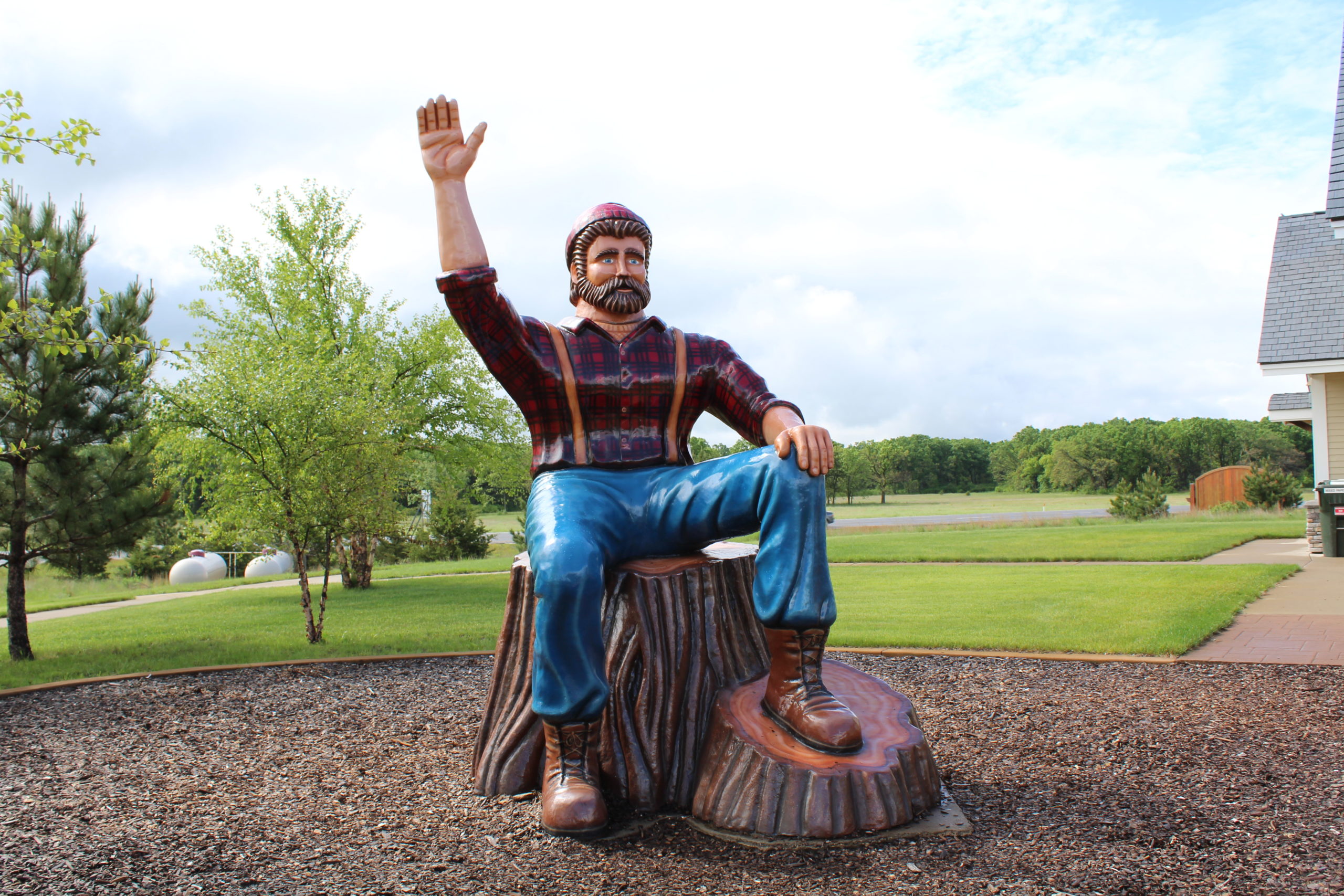 A Large Statue Of Which Folk Hero Stands In Brainerd, Minnesota?