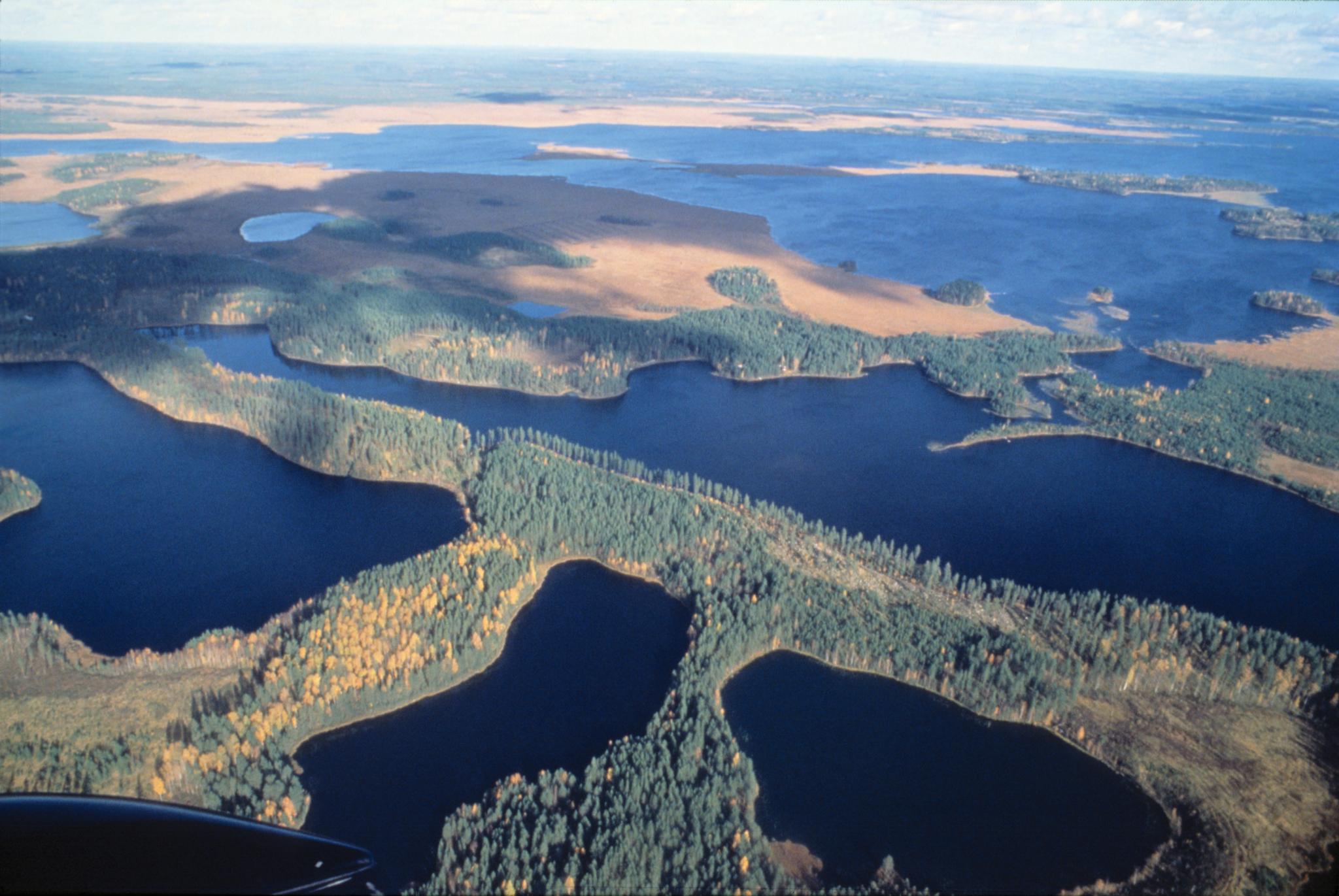 Which Country Is Nicknamed The Land Of 1,000 Lakes?