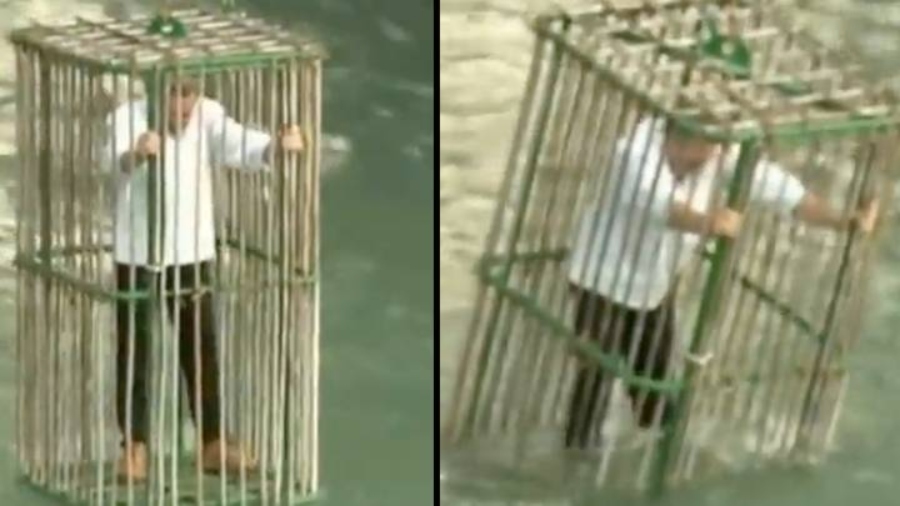 Italian Town Punishes Its Politicians By Putting Them In A Cage In A River
