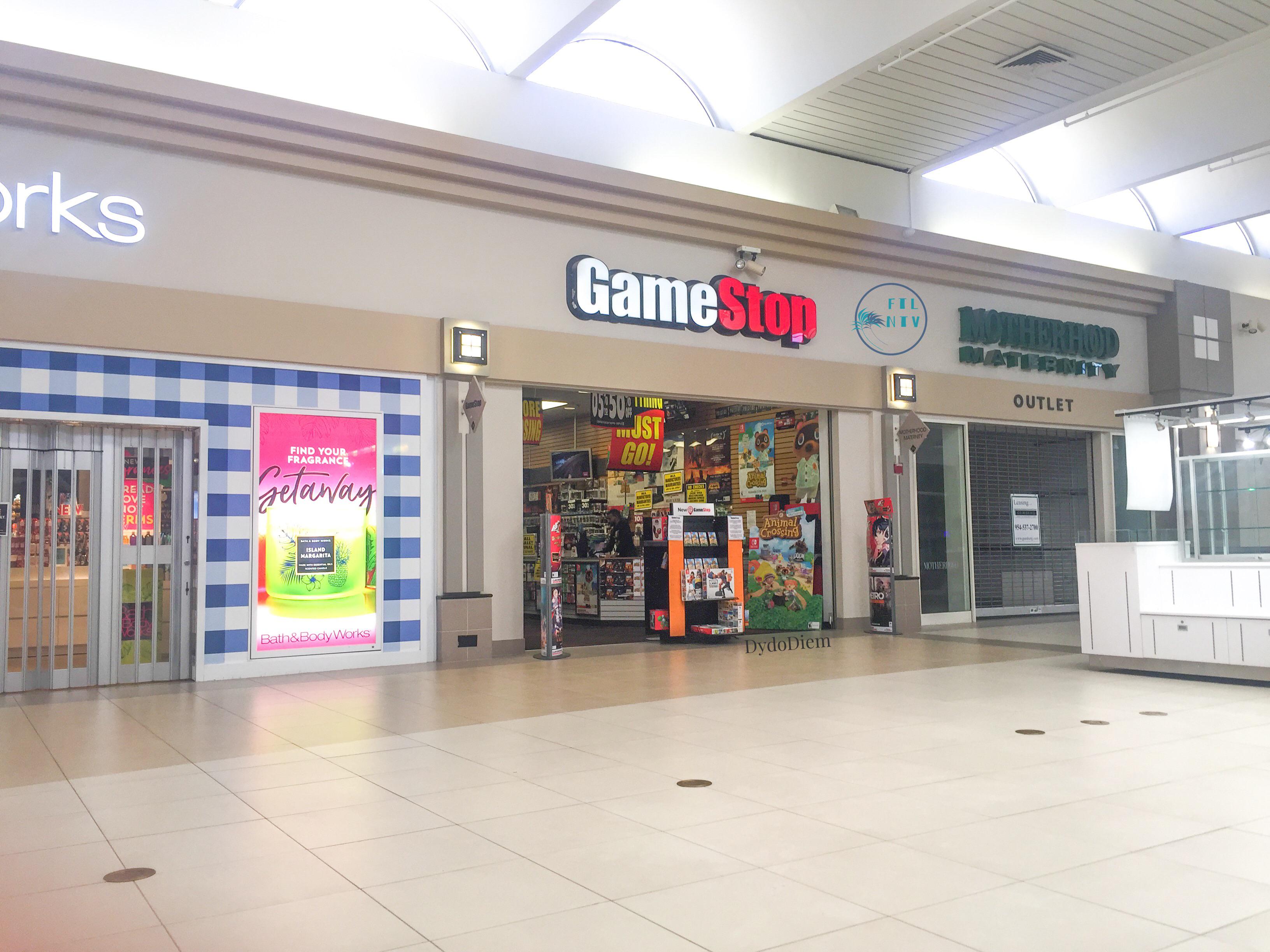 A Gamestop shop