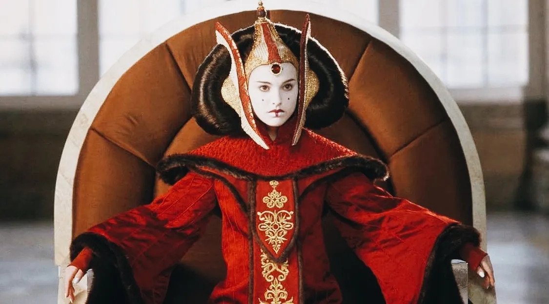 Star Wars Queen padme amidala siiting on a chair