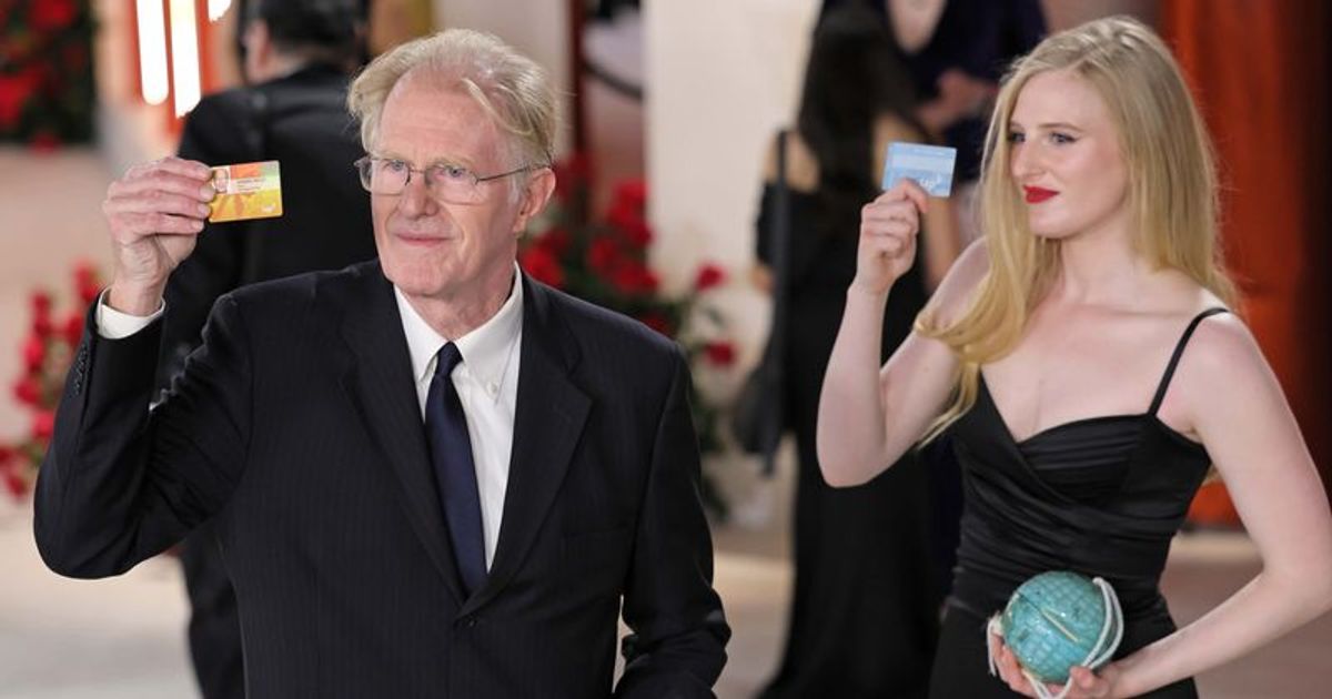 Ed Begley Jr. And His Daughter Continue Their Oscars Long-standing Adorable Tradition