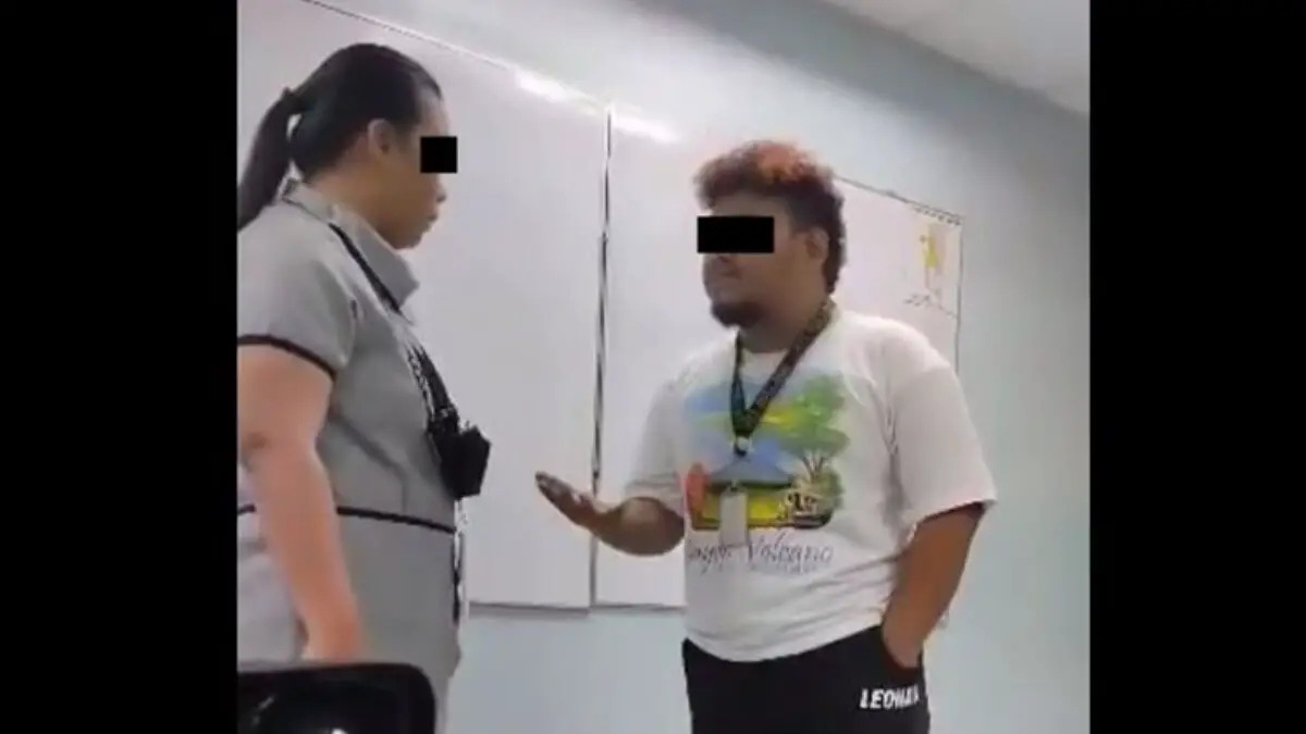 Intoxicated Student Confronts Teacher In Classroom, Goes Viral!