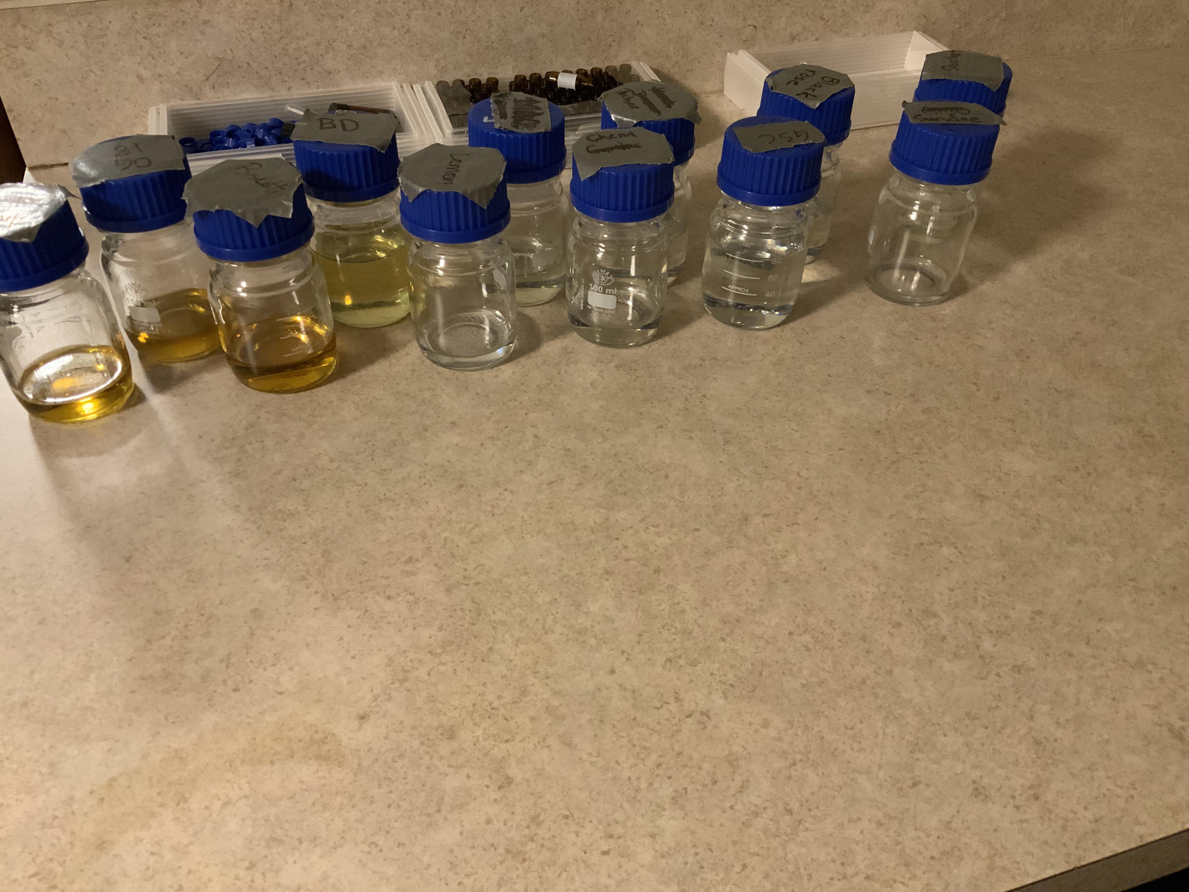 Terpenesraw in small bottles