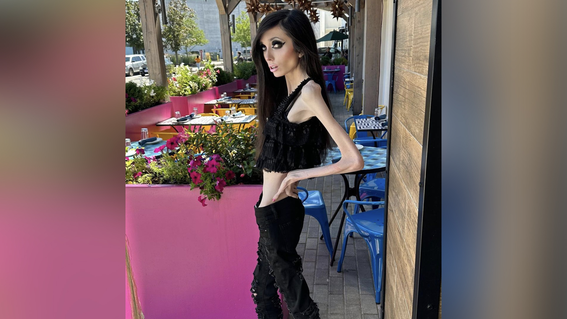 Cops Flooded With Calls Over YouTuber Eugenia Cooney’s Appearance