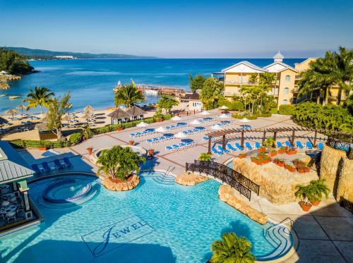 Jewel Paradise Cove Adult Beach Resort & Spa - Runaway Bay